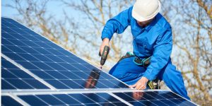 Installation Maintenance Panneaux Solaires Photovoltaïques à Lonzac